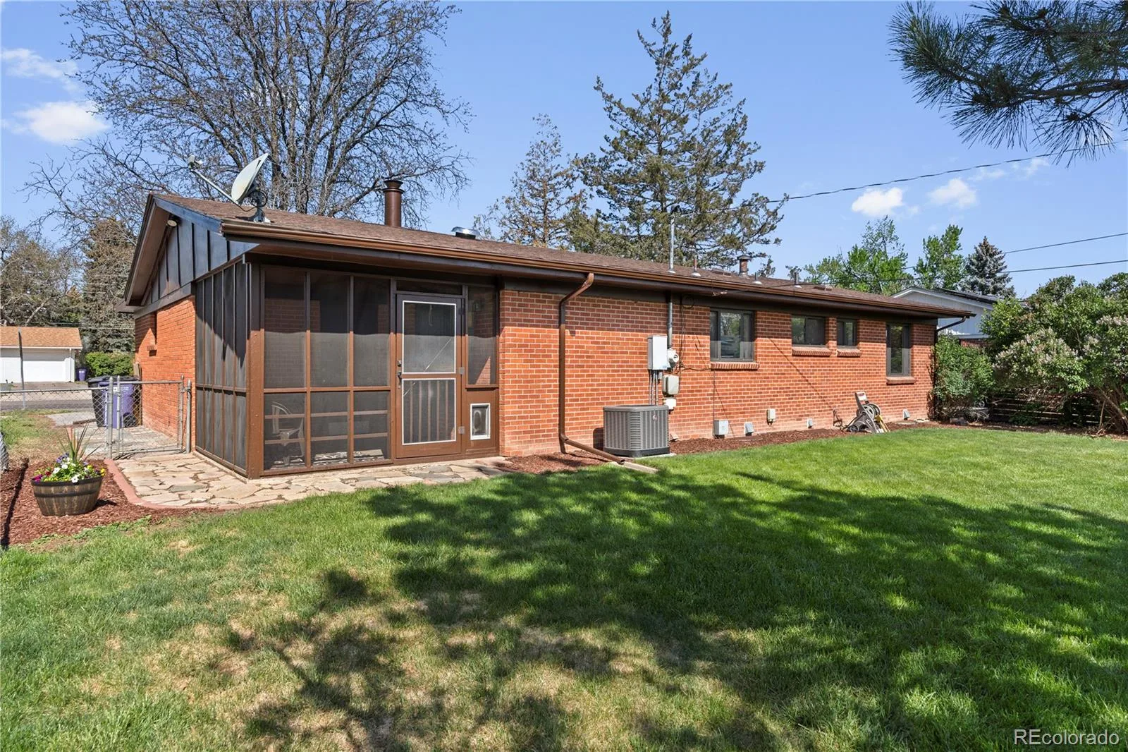 962 S Holly Street Denver CO 80246 | MLS #REC5303149 08052026192453 1600 24