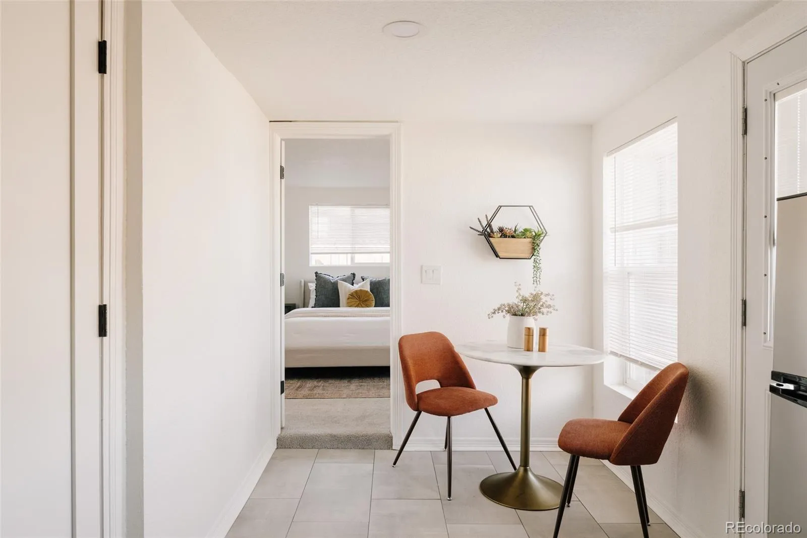 04092026214254 1600 26