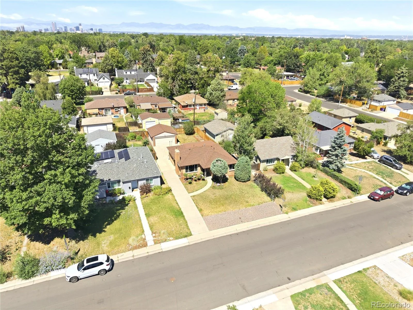 2127 Niagara Street Denver CO 80207 MLS #REC5304434 07162026000835 1600 38