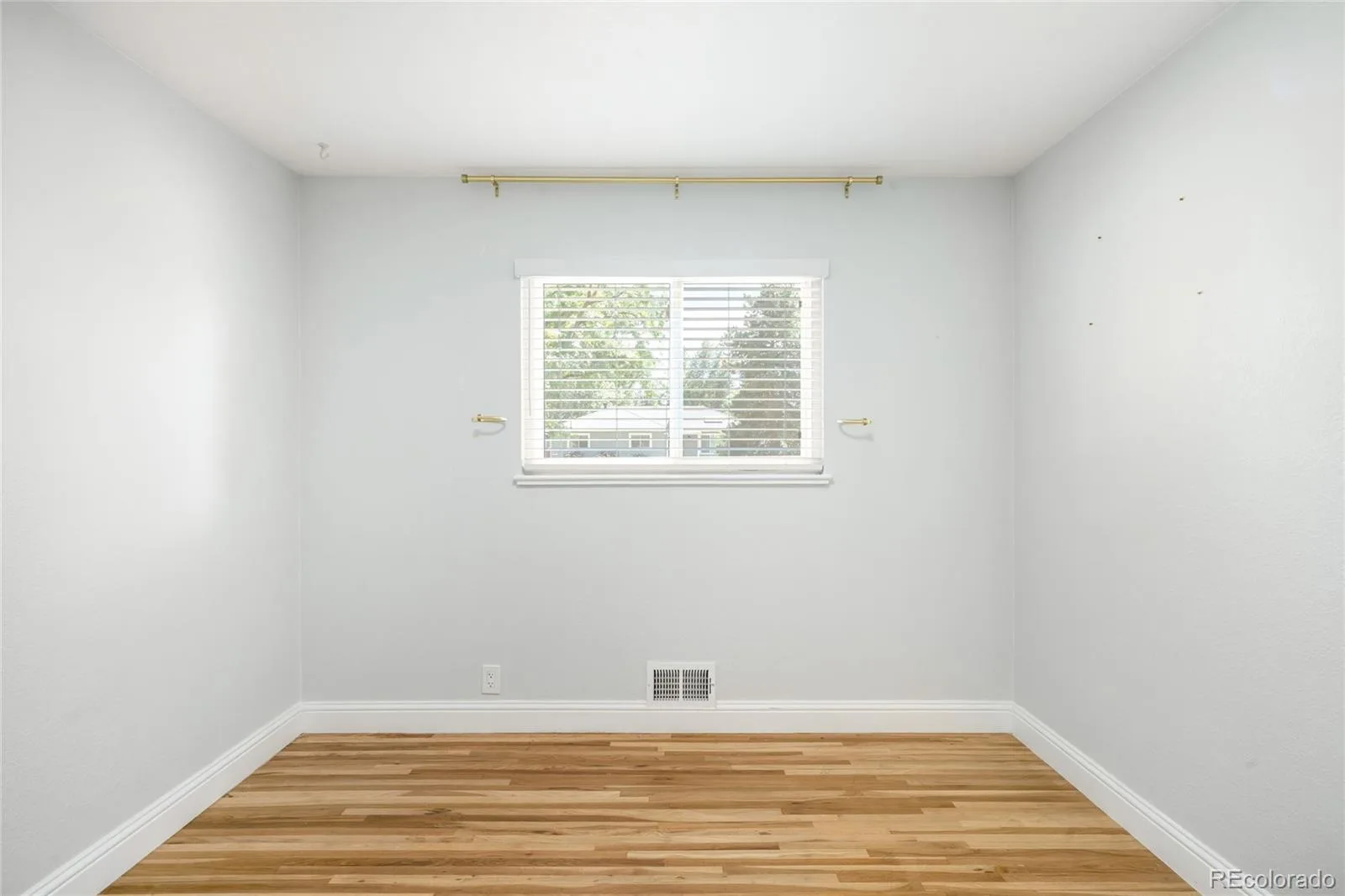 5105 E Atlantic Place Denver CO 80222 | MLS #REC5311180 10122026170608 1600 19