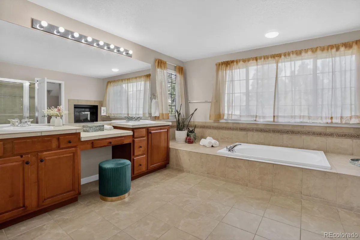 6012 S Ouray Street Aurora CO 80016 MLS #REC5311505 05112026200332 1200 25