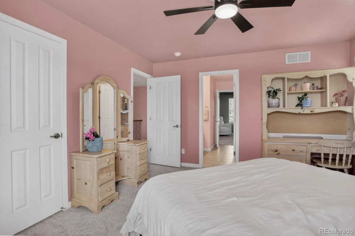 6012 S Ouray Street Aurora CO 80016 MLS #REC5311505 05112026200332 1200 32