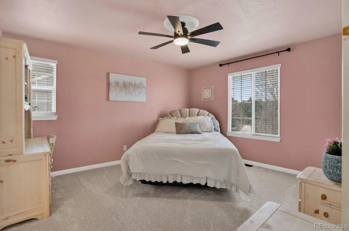 6012 S Ouray Street Aurora CO 80016 MLS #REC5311505 05112026200332 1200 33