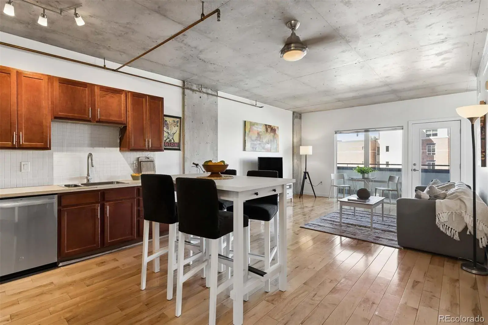 03062026192525 1600 16