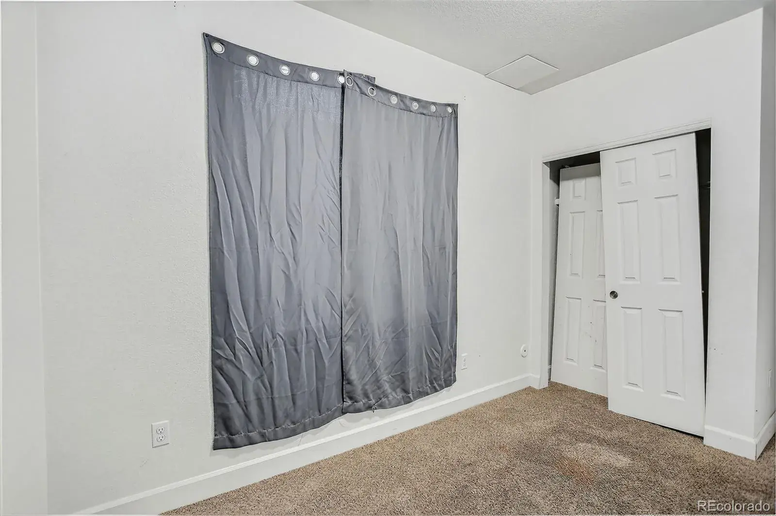 19609 E 47th Drive Denver CO 80249 MLS #REC5313082 01042026005510 1600 24