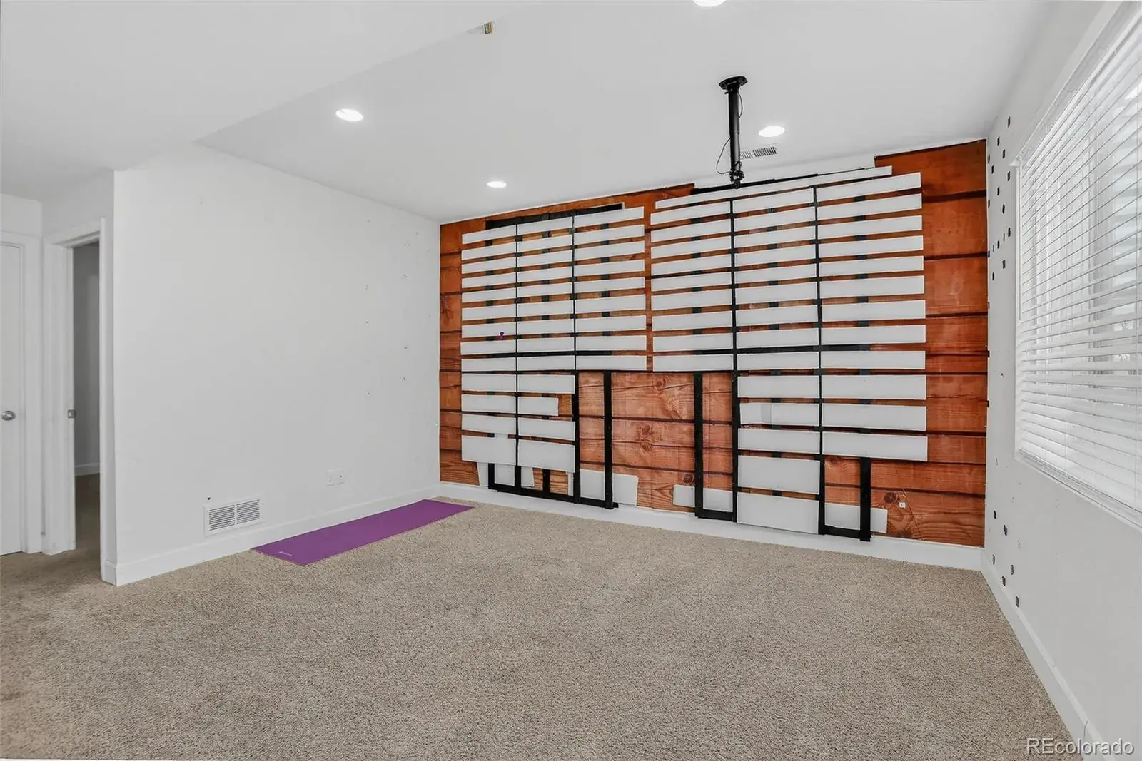 19609 E 47th Drive Denver CO 80249 MLS #REC5313082 01042026005510 1600 26