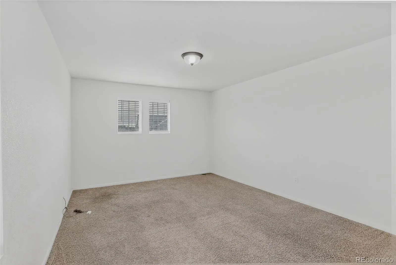 19609 E 47th Drive Denver CO 80249 MLS #REC5313082 01042026005510 1600 30