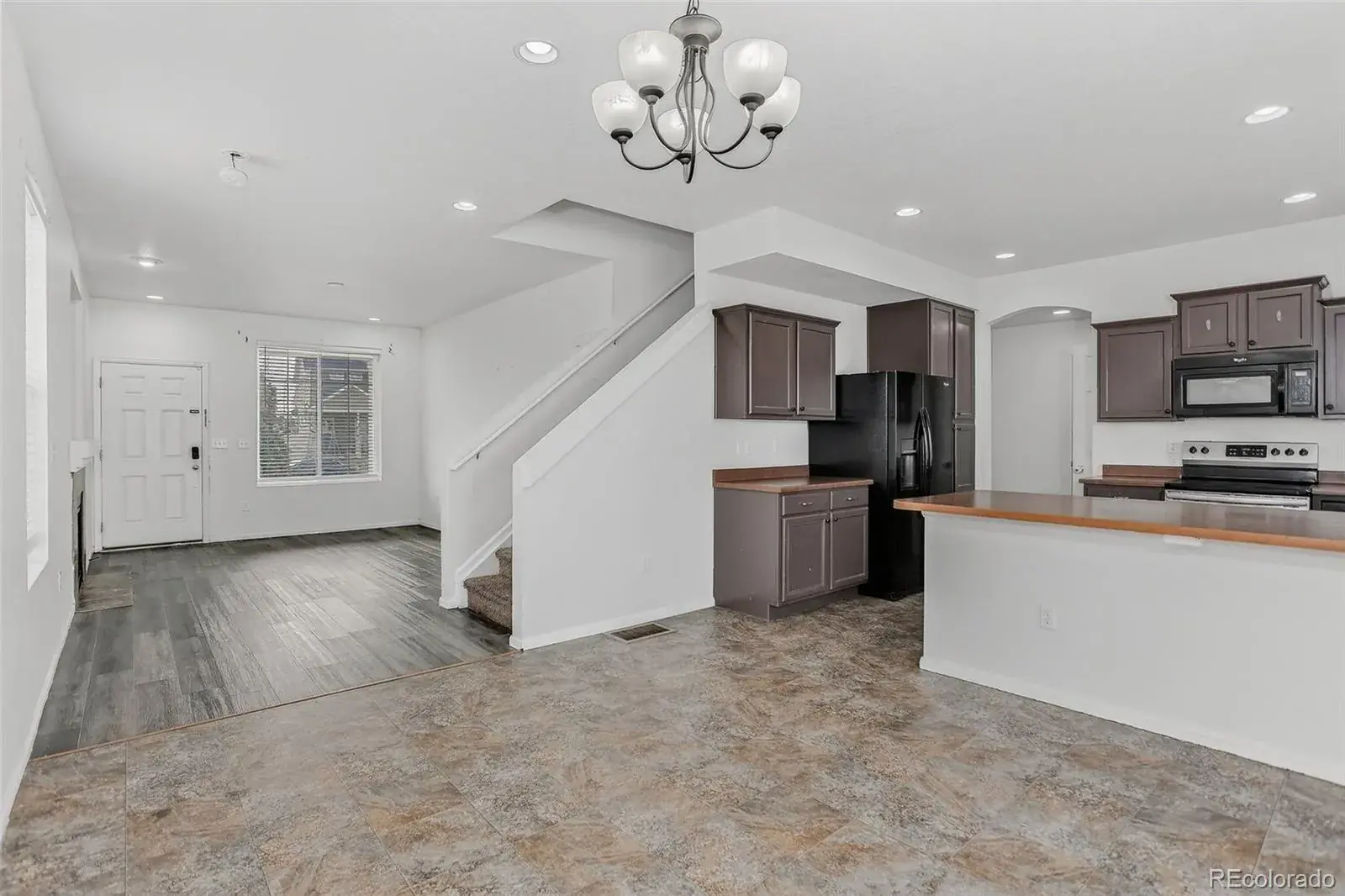 19609 E 47th Drive Denver CO 80249 MLS #REC5313082 01042026005510 1600 6