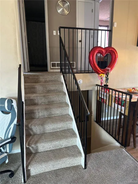 20927 Kelly Place Denver CO 80249 | MLS #REC5313463 06102026203640 800 8