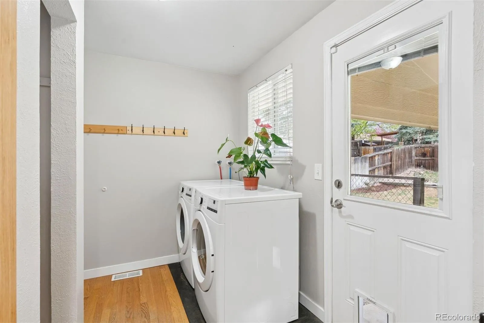 04112026031858 1600 15