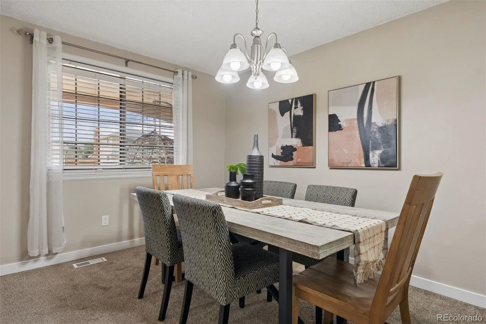 04112026031858 1600 8