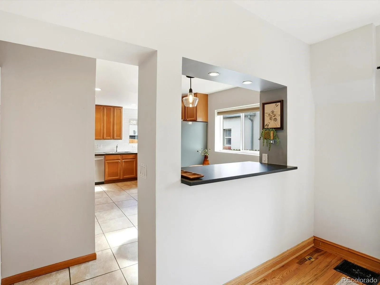 246 S Grant Street Denver CO 80209 MLS #REC5315807 05232026094505 1600 18