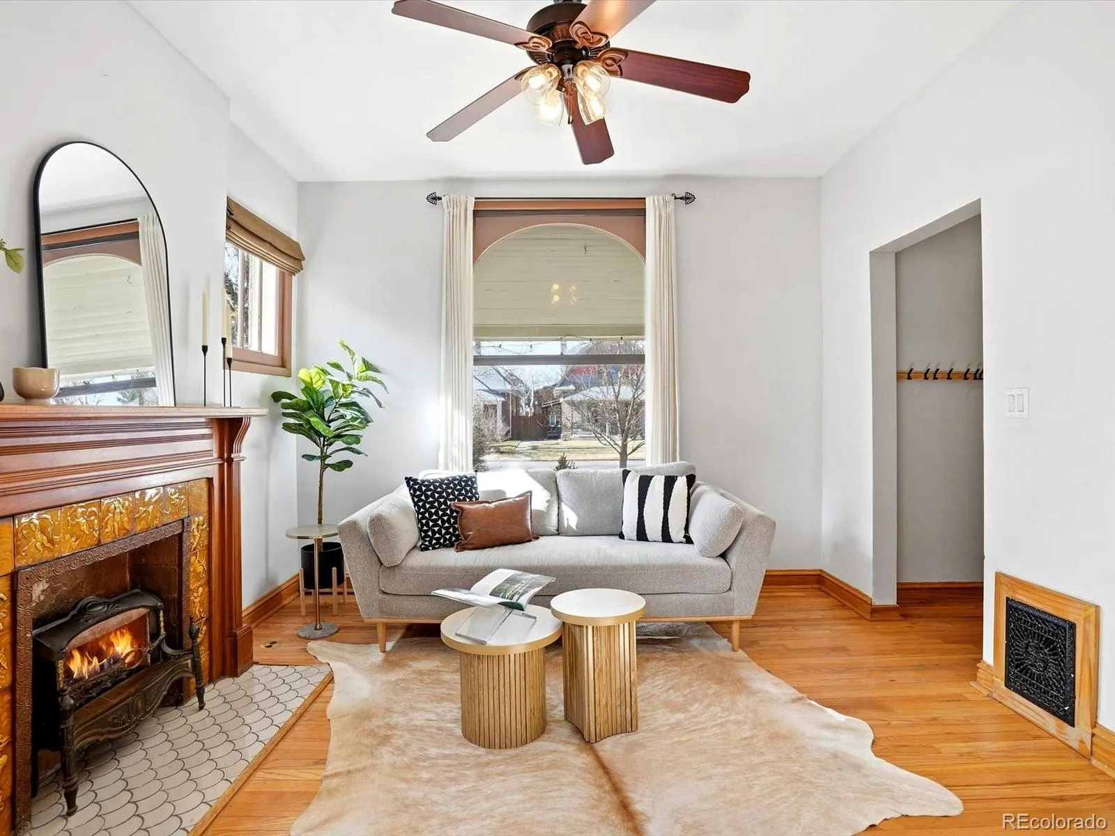 246 S Grant Street Denver CO 80209 MLS #REC5315807 05232026094505 1600 6