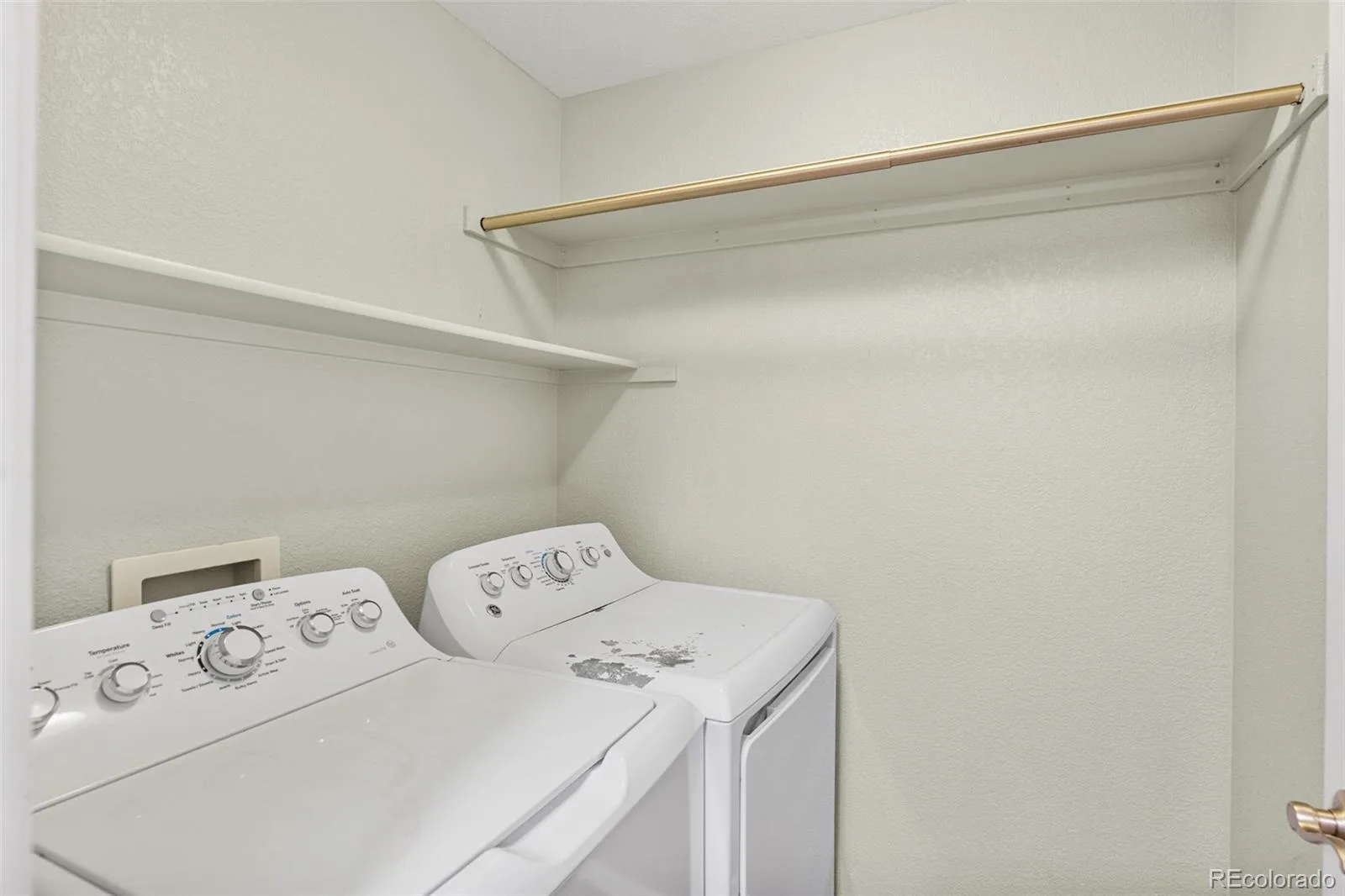 22803 E Progress Avenue Aurora CO 80015 | MLS #REC5316798 08142026213526 1600 19