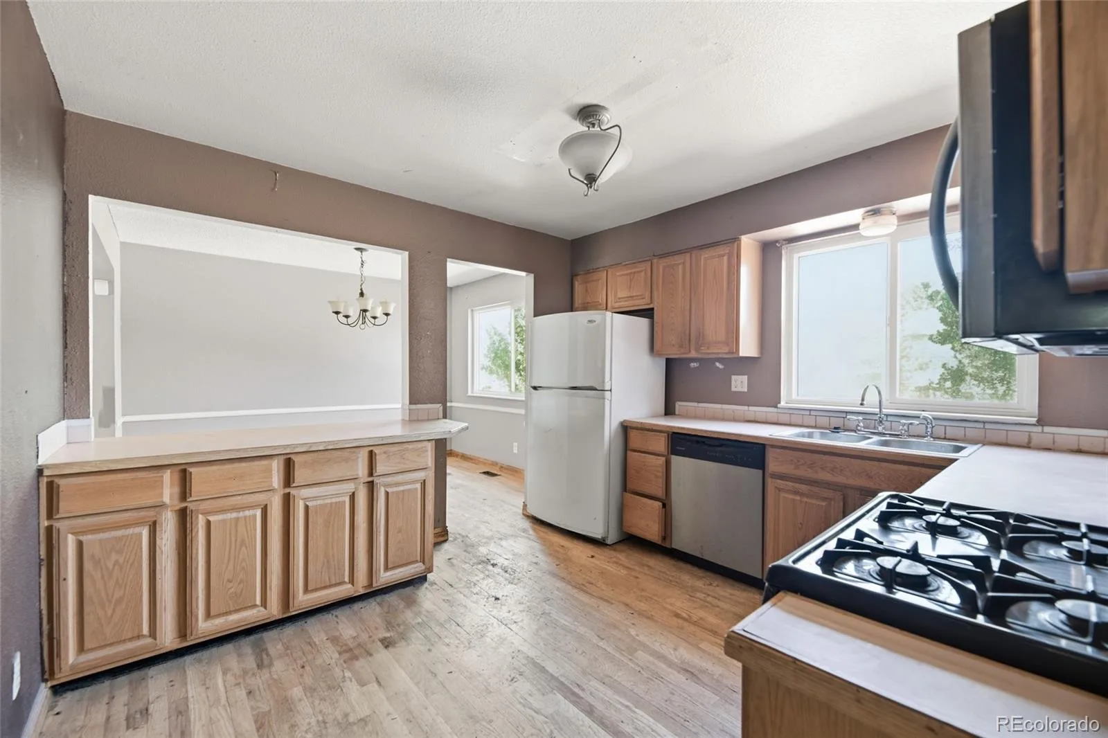 1404 S Vaughn Circle Aurora CO 80012 | MLS #REC5317699 07242026131037 1600 10