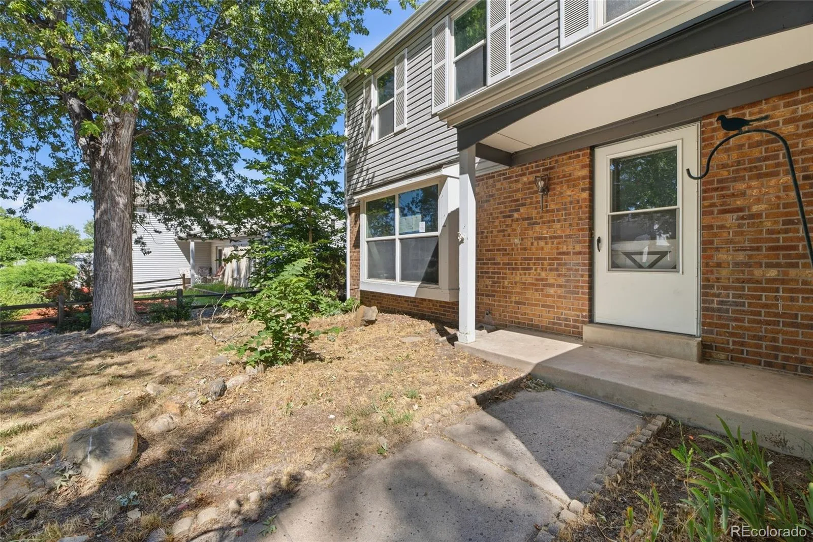 1404 S Vaughn Circle Aurora CO 80012 | MLS #REC5317699 07242026131037 1600 2