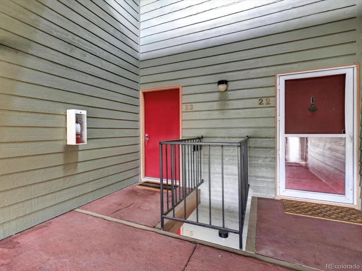 4899 S Dudley Street #23E Littleton CO 80123 MLS #REC5317965 06102026183125 1200 21