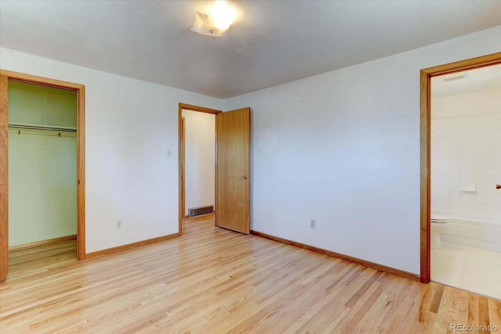8816 Oakwood Street Westminster CO 80031 MLS #REC5318901 07152026075400 1600 11