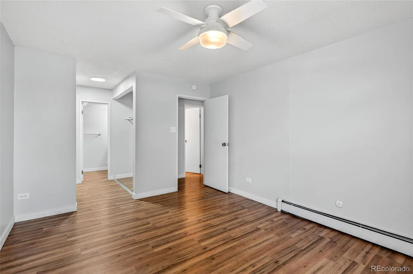 2281 S Vaughn Way Aurora CO 80014 | MLS #REC5326846 09242026224652 1600 18
