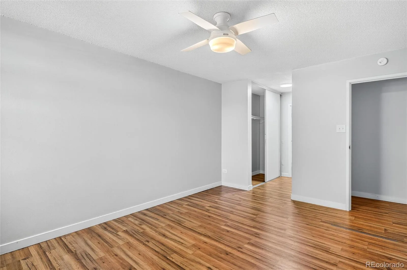 2281 S Vaughn Way Aurora CO 80014 | MLS #REC5326846 09242026224652 1600 20