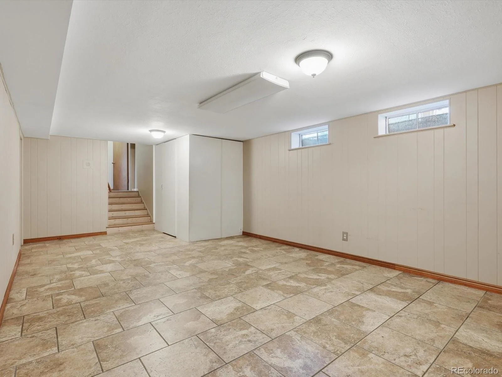 7255 W 8th Avenue Lakewood CO 80214 | MLS #REC5327243 09232026030745 1600 25