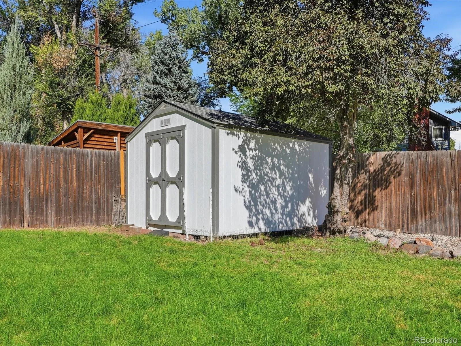 7255 W 8th Avenue Lakewood CO 80214 | MLS #REC5327243 09232026030745 1600 29
