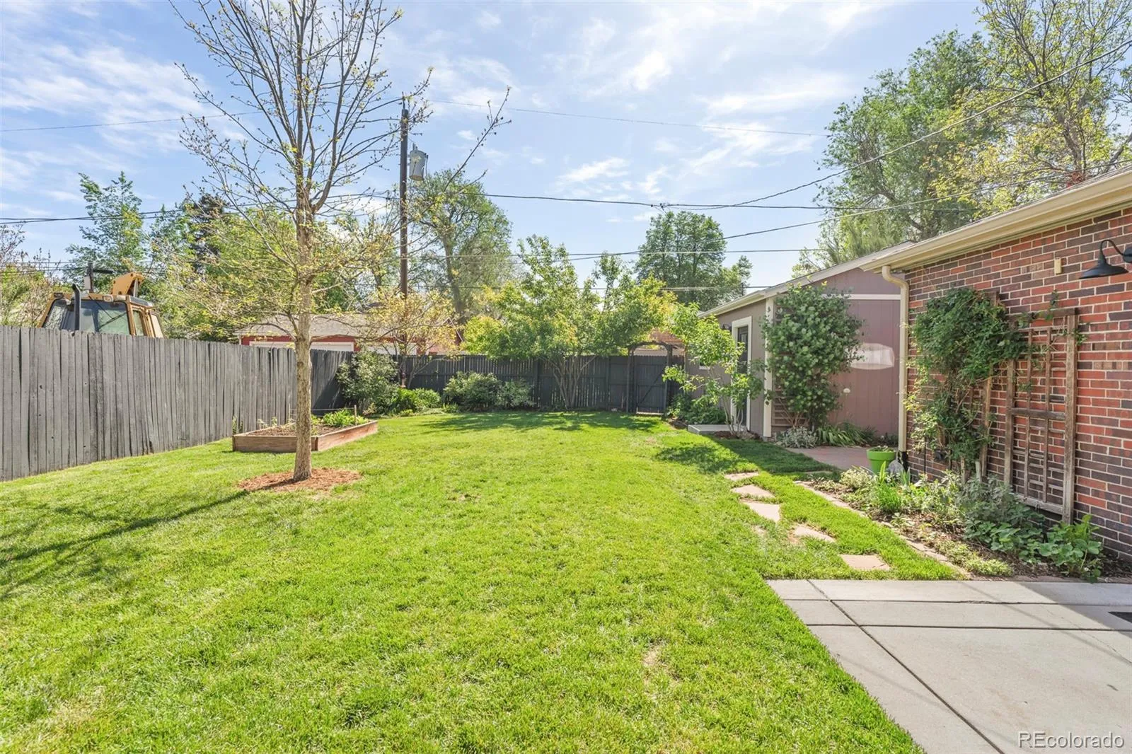 2670 Grape Street Denver CO 80207 MLS #REC5333440 05142026171421 1600 26
