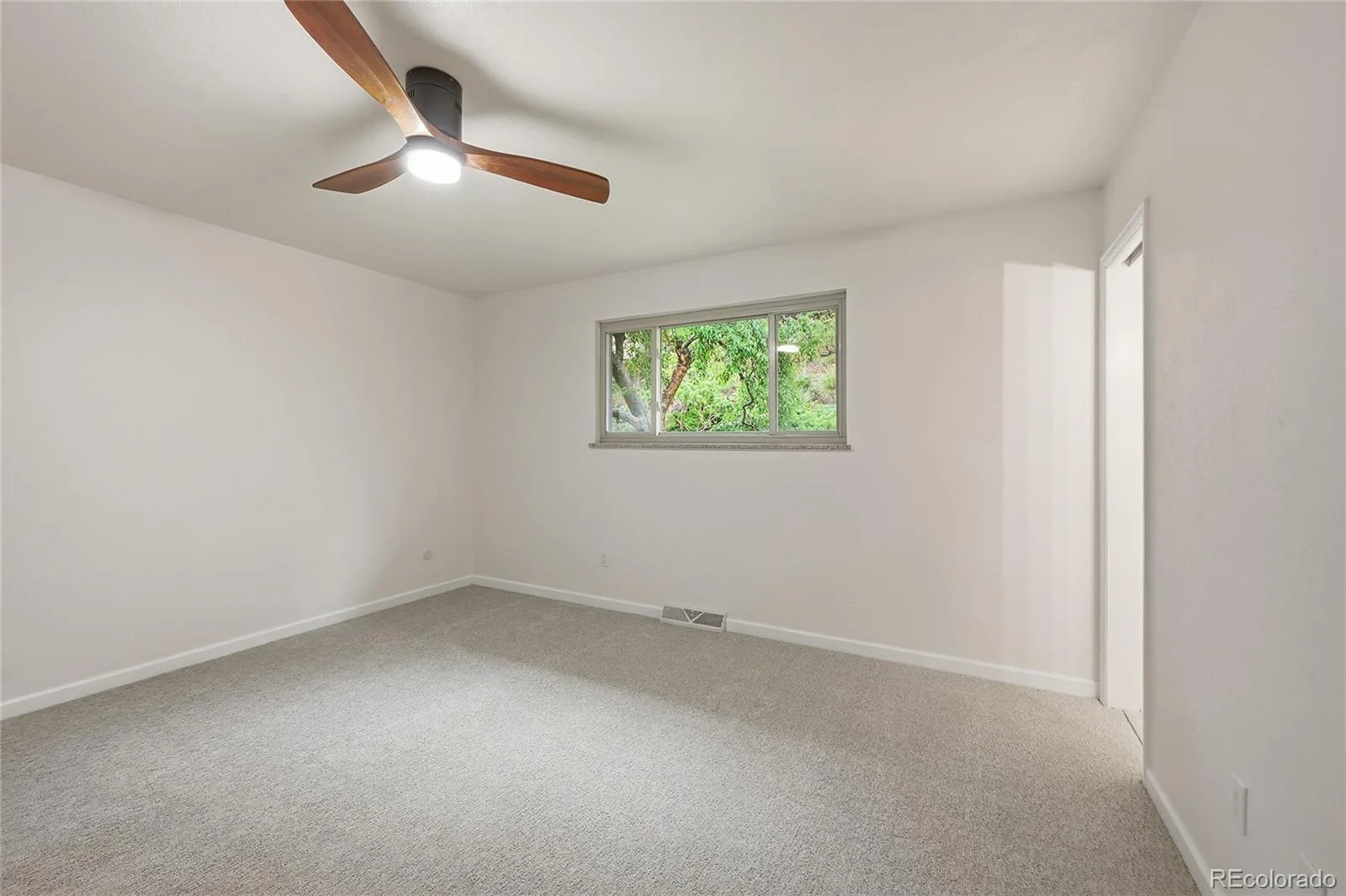 961 S Foothill Drive Lakewood CO 80228 | MLS #REC5335270 07272026155704 1600 20