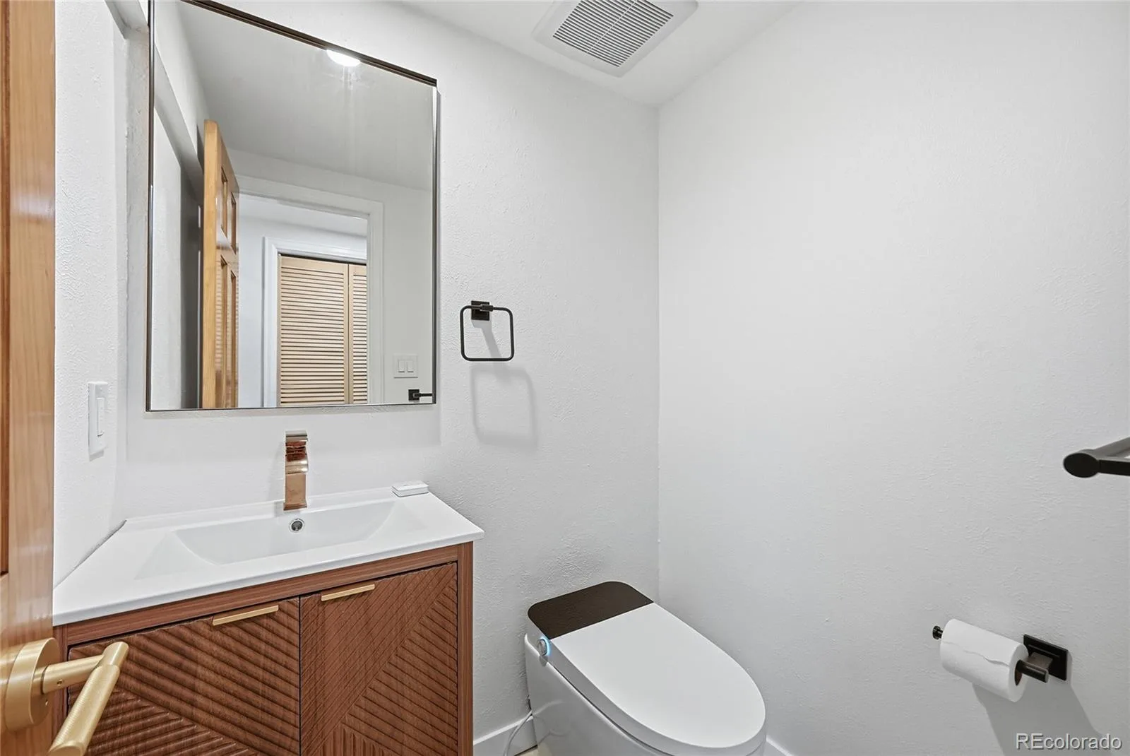 961 S Foothill Drive Lakewood CO 80228 | MLS #REC5335270 07272026155704 1600 25