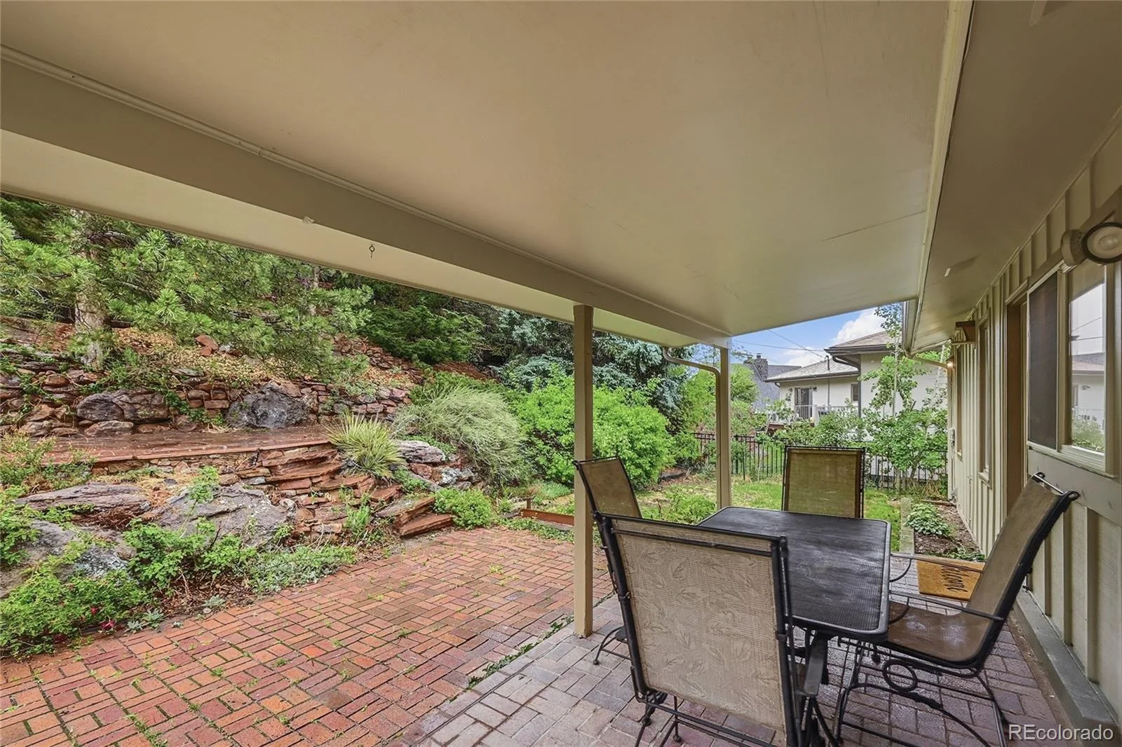 961 S Foothill Drive Lakewood CO 80228 | MLS #REC5335270 07272026155704 1600 32