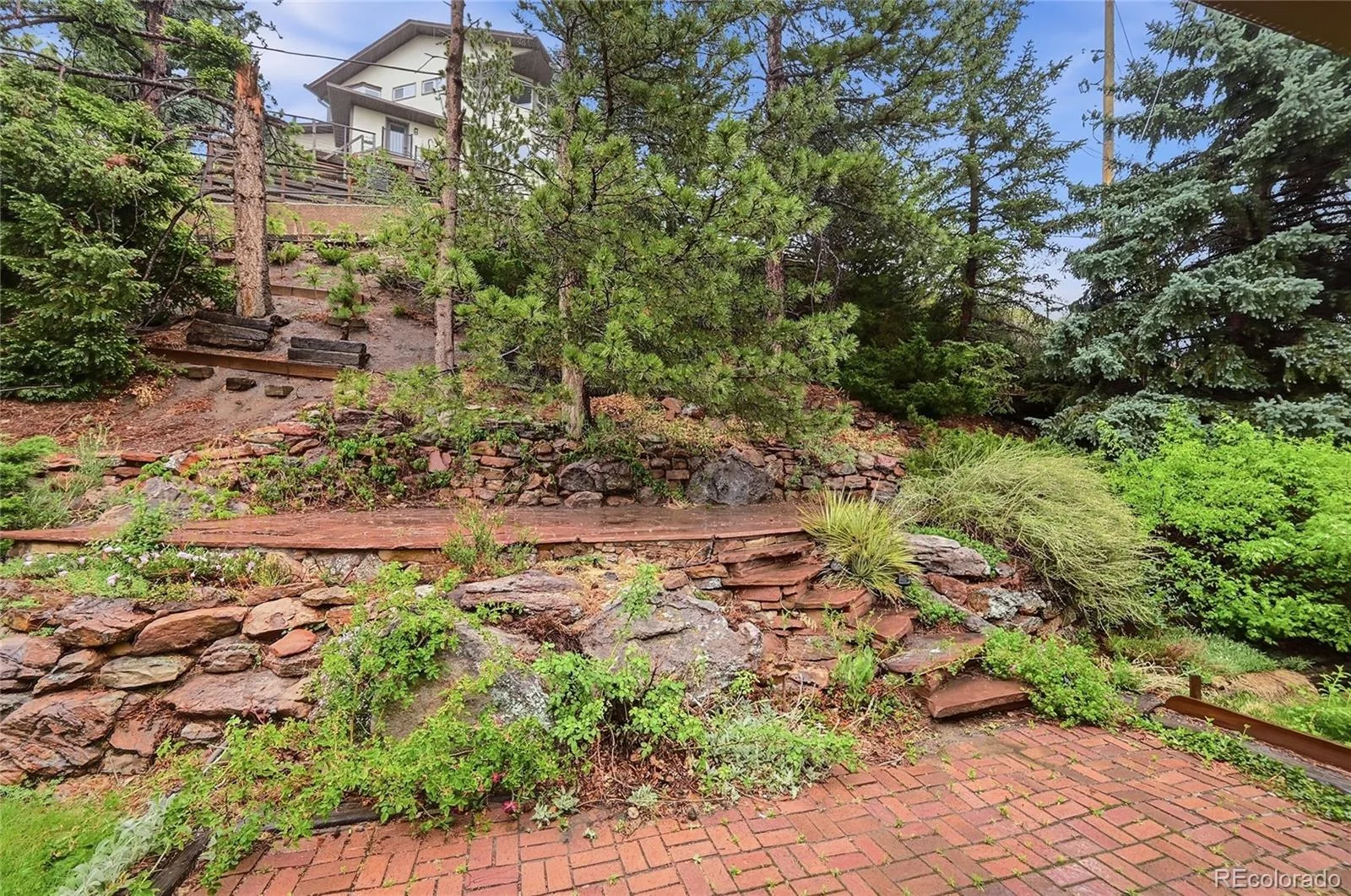 961 S Foothill Drive Lakewood CO 80228 | MLS #REC5335270 07272026155704 1600 33