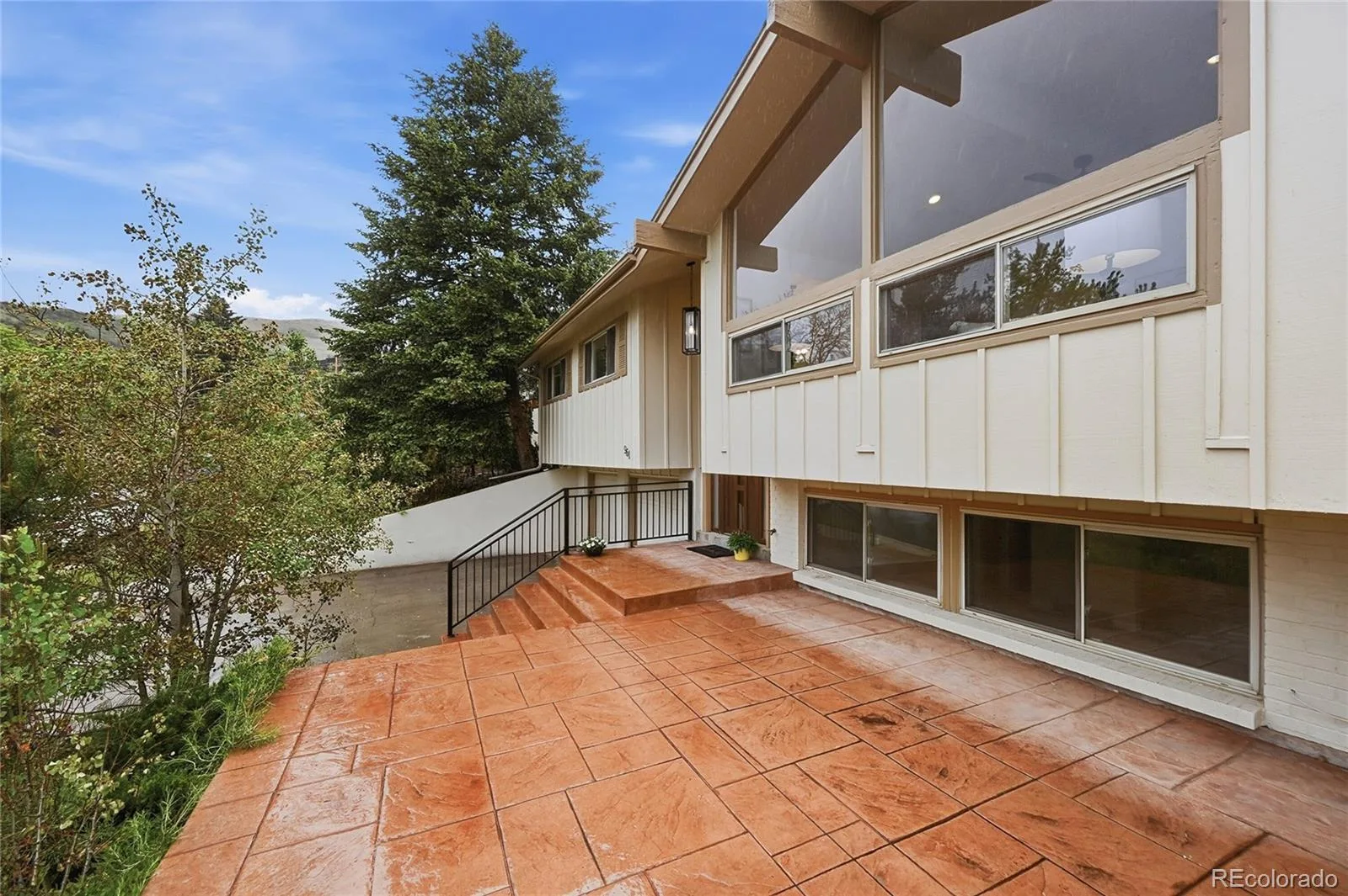 961 S Foothill Drive Lakewood CO 80228 | MLS #REC5335270 07272026155704 1600 47