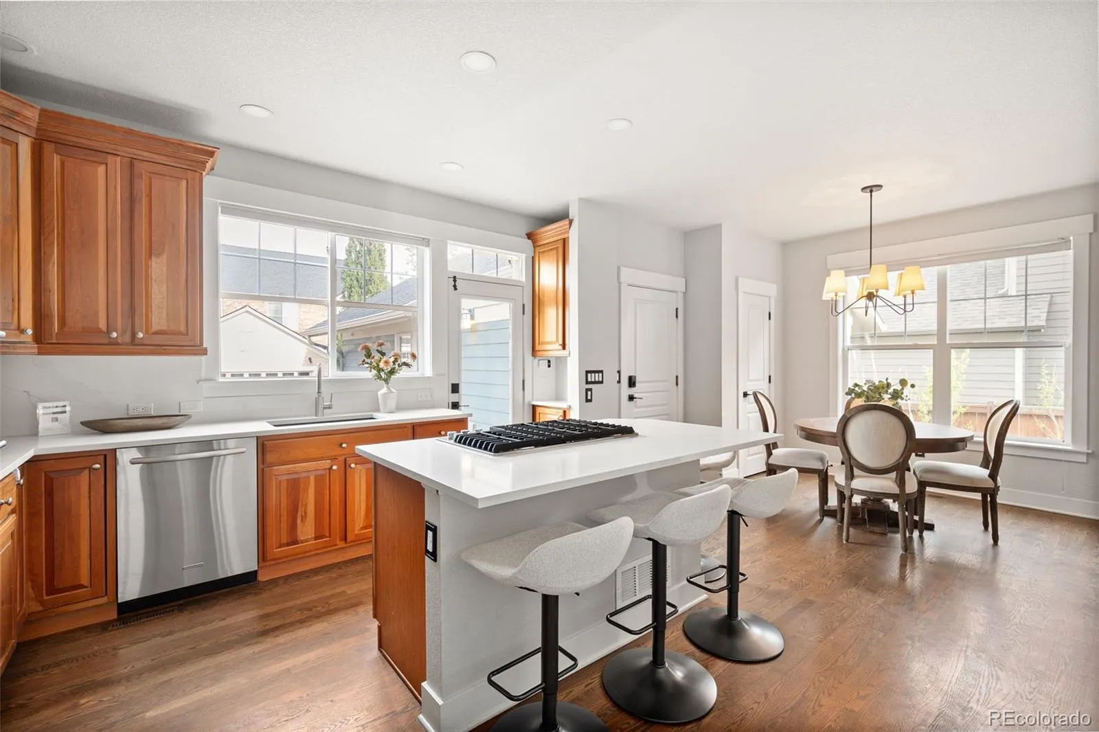 04102026152449 1600 14