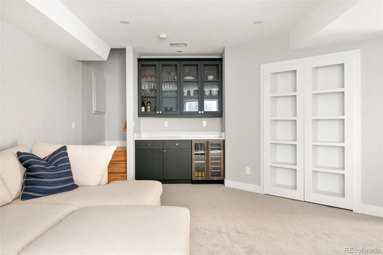 04102026152449 1600 26