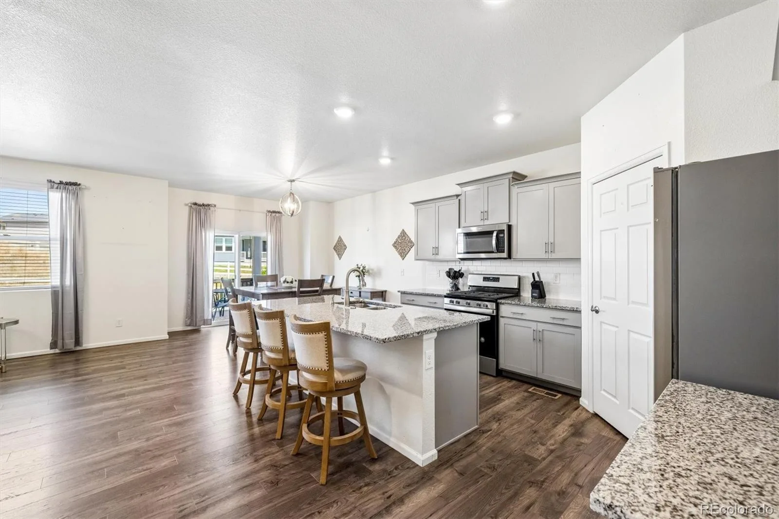 5823 Plains End Court Castle Rock CO 80104 | MLS #REC5338357 08112026231621 1600 6