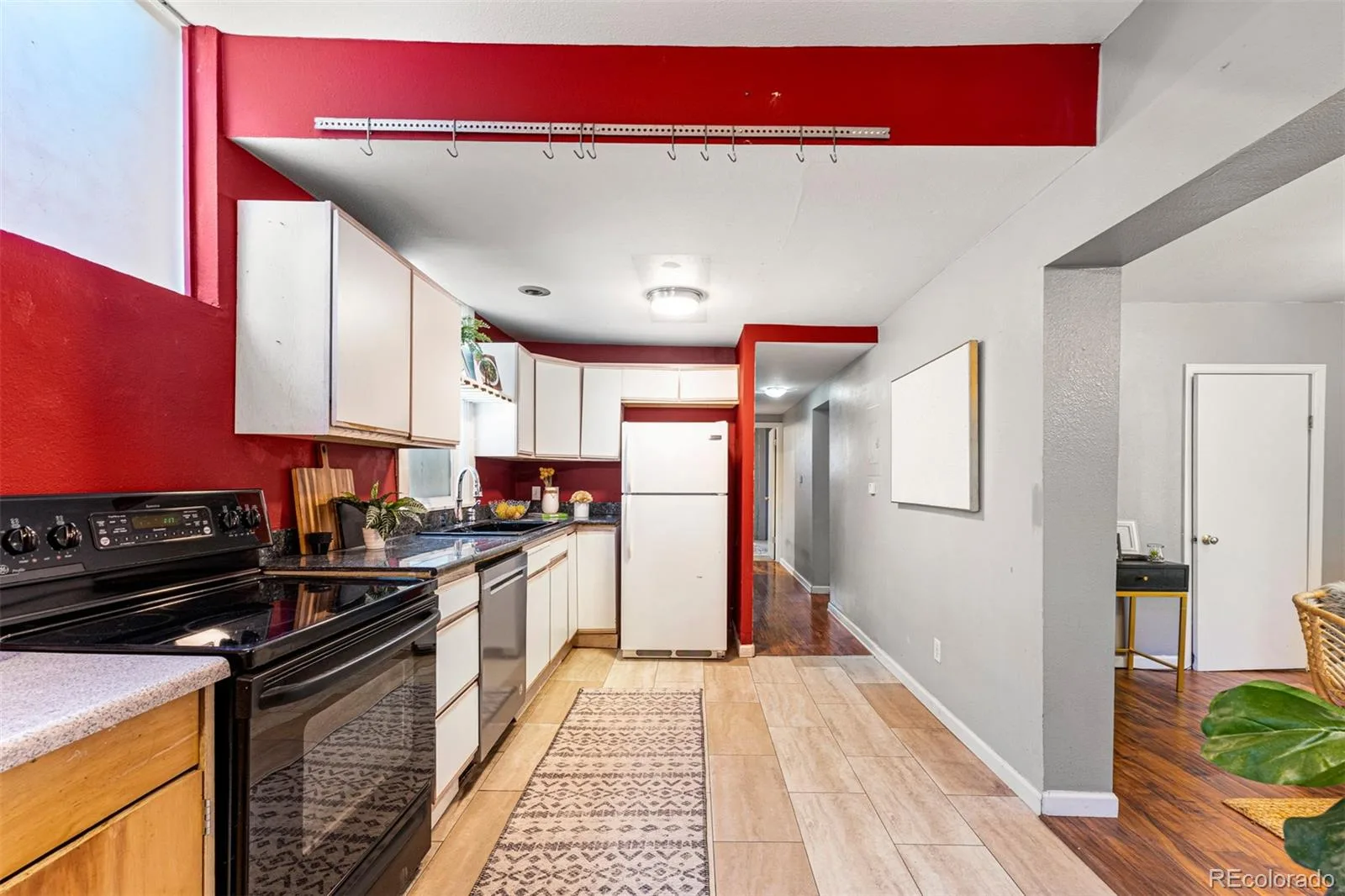 50 W Maple Avenue Denver CO 80223 | MLS #REC5338892 10012026041323 1600 14