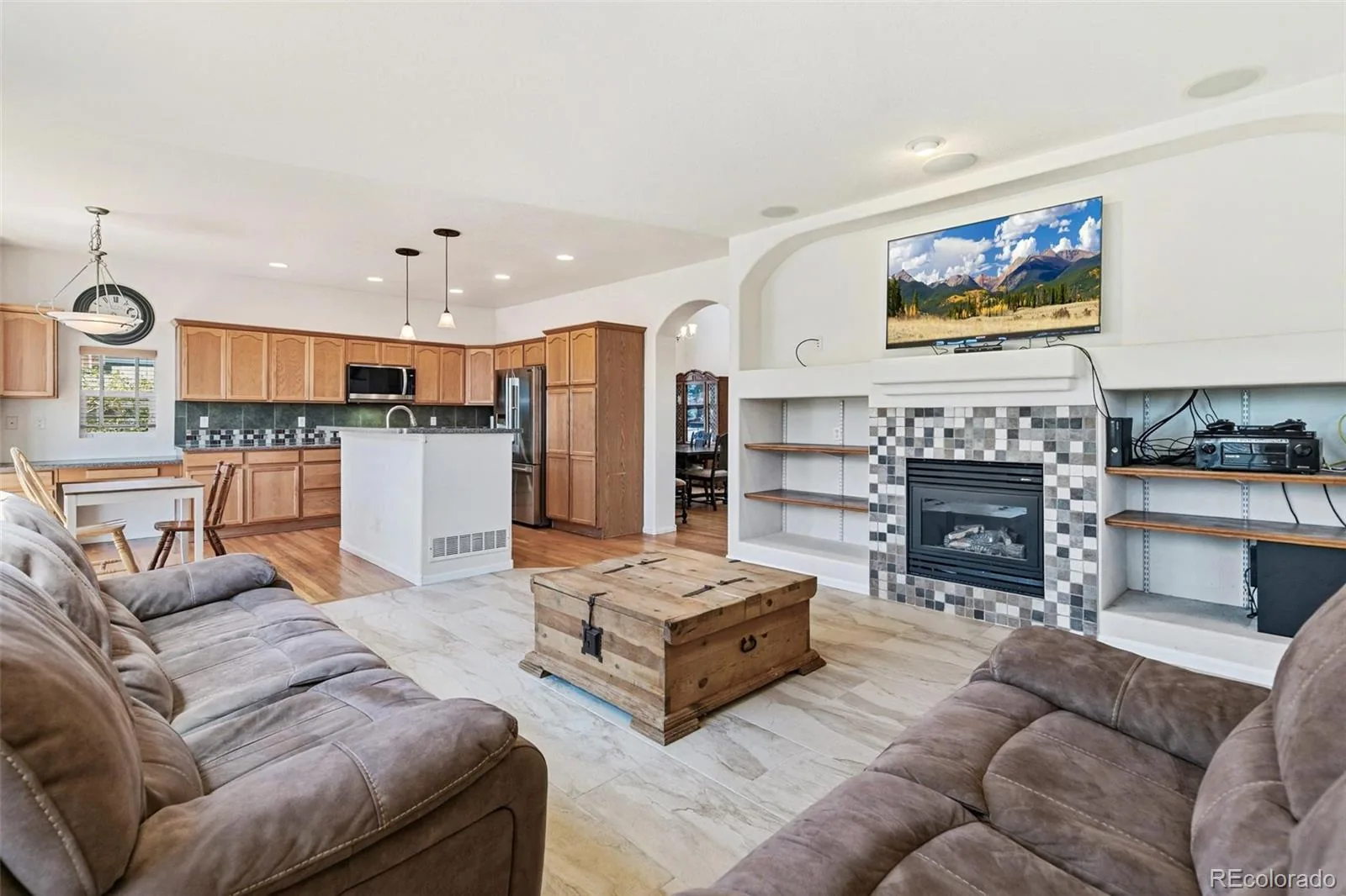 9874 N Crystal Lake Drive Littleton CO 80125 | MLS #REC5341156 07152026121526 1600 1