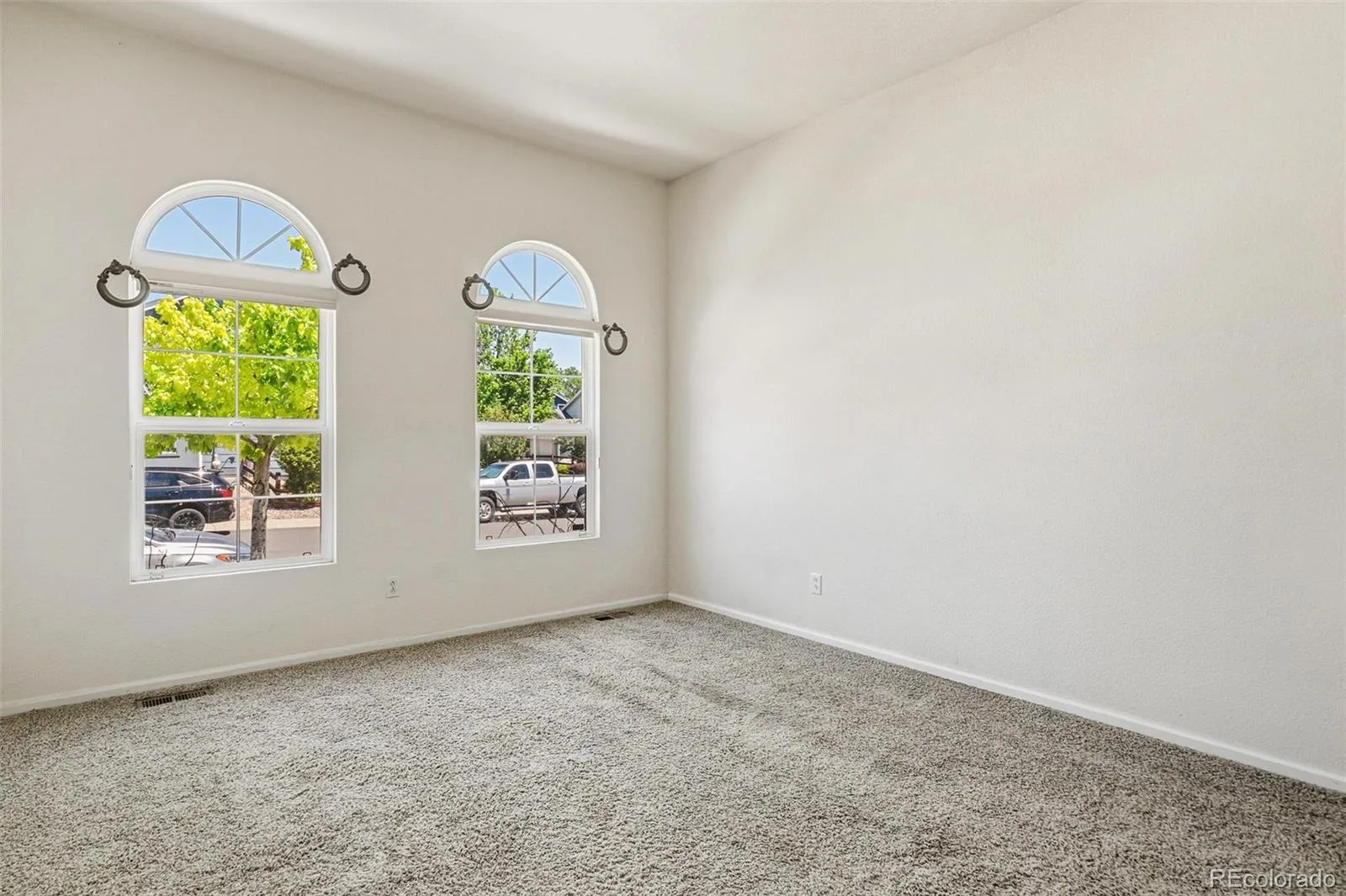 9874 N Crystal Lake Drive Littleton CO 80125 | MLS #REC5341156 07152026121526 1600 13