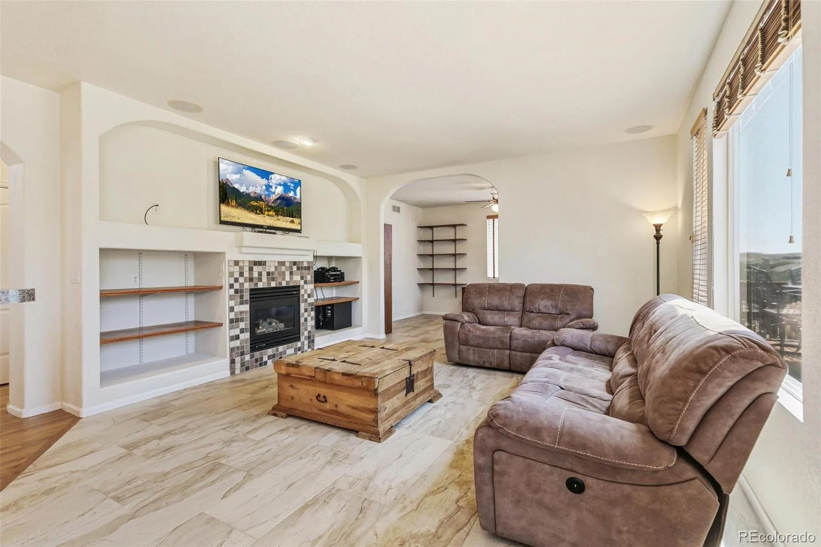 9874 N Crystal Lake Drive Littleton CO 80125 | MLS #REC5341156 07152026121526 1600 3