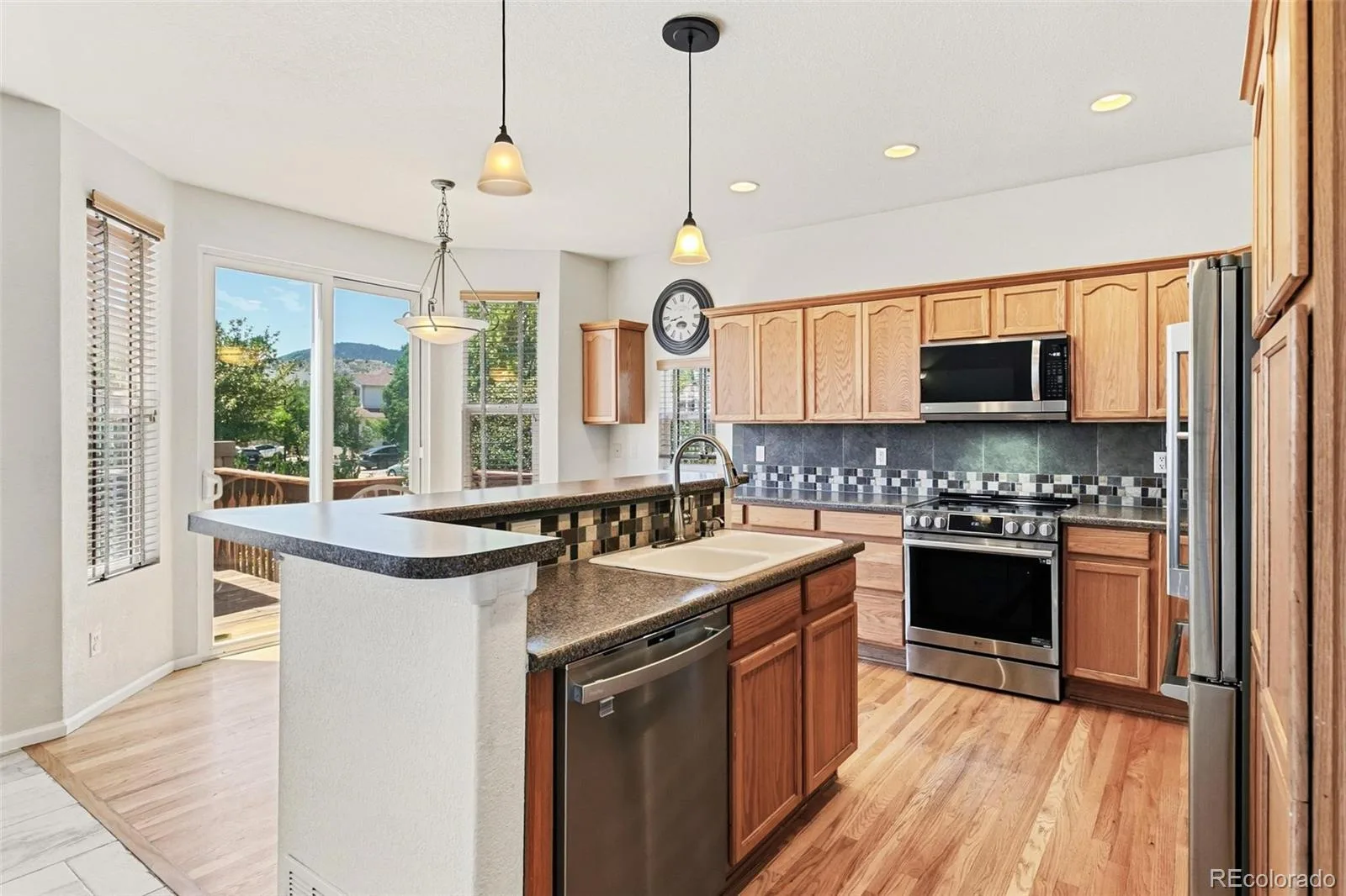 9874 N Crystal Lake Drive Littleton CO 80125 | MLS #REC5341156 07152026121526 1600 5