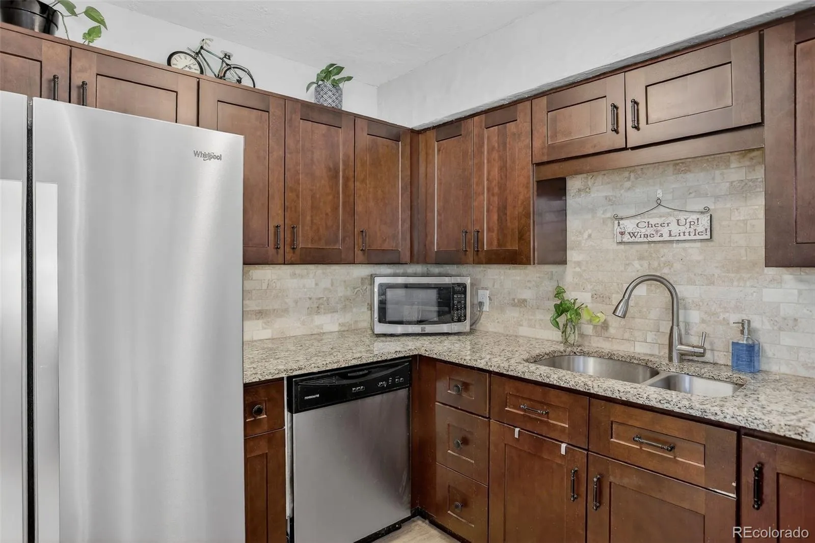 1830 Newland Court #202 Lakewood CO 80214 MLS #REC5341969 04042026005622 1600 6