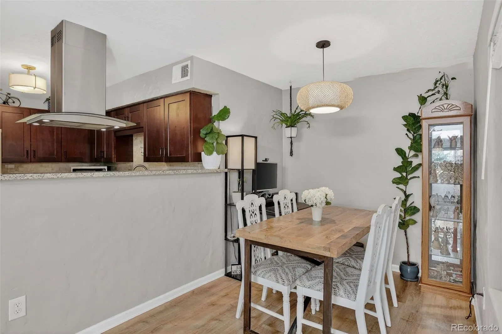 1830 Newland Court #202 Lakewood CO 80214 MLS #REC5341969 04042026005622 1600 7