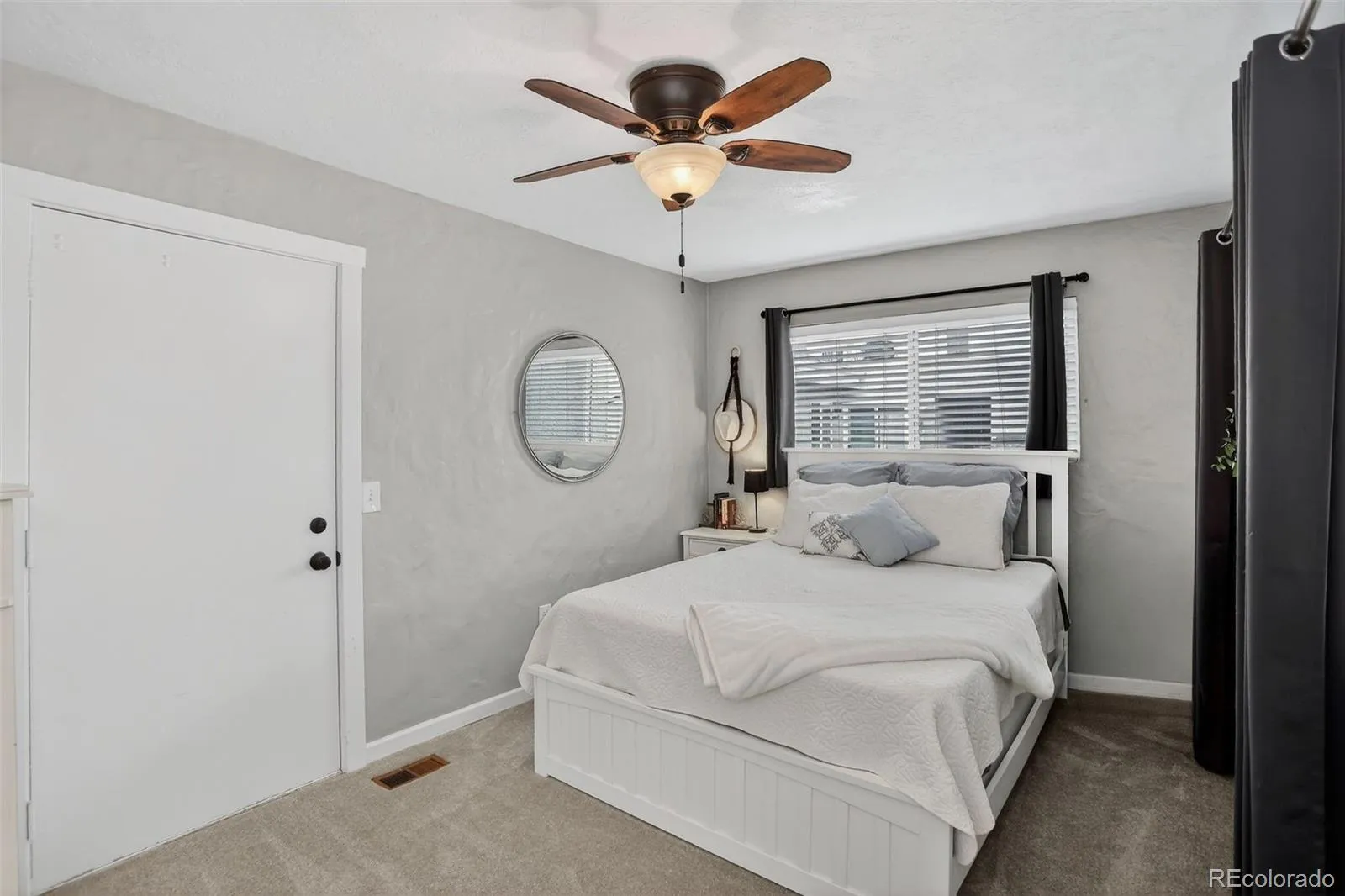 1830 Newland Court #202 Lakewood CO 80214 MLS #REC5341969 04042026005622 1600 9