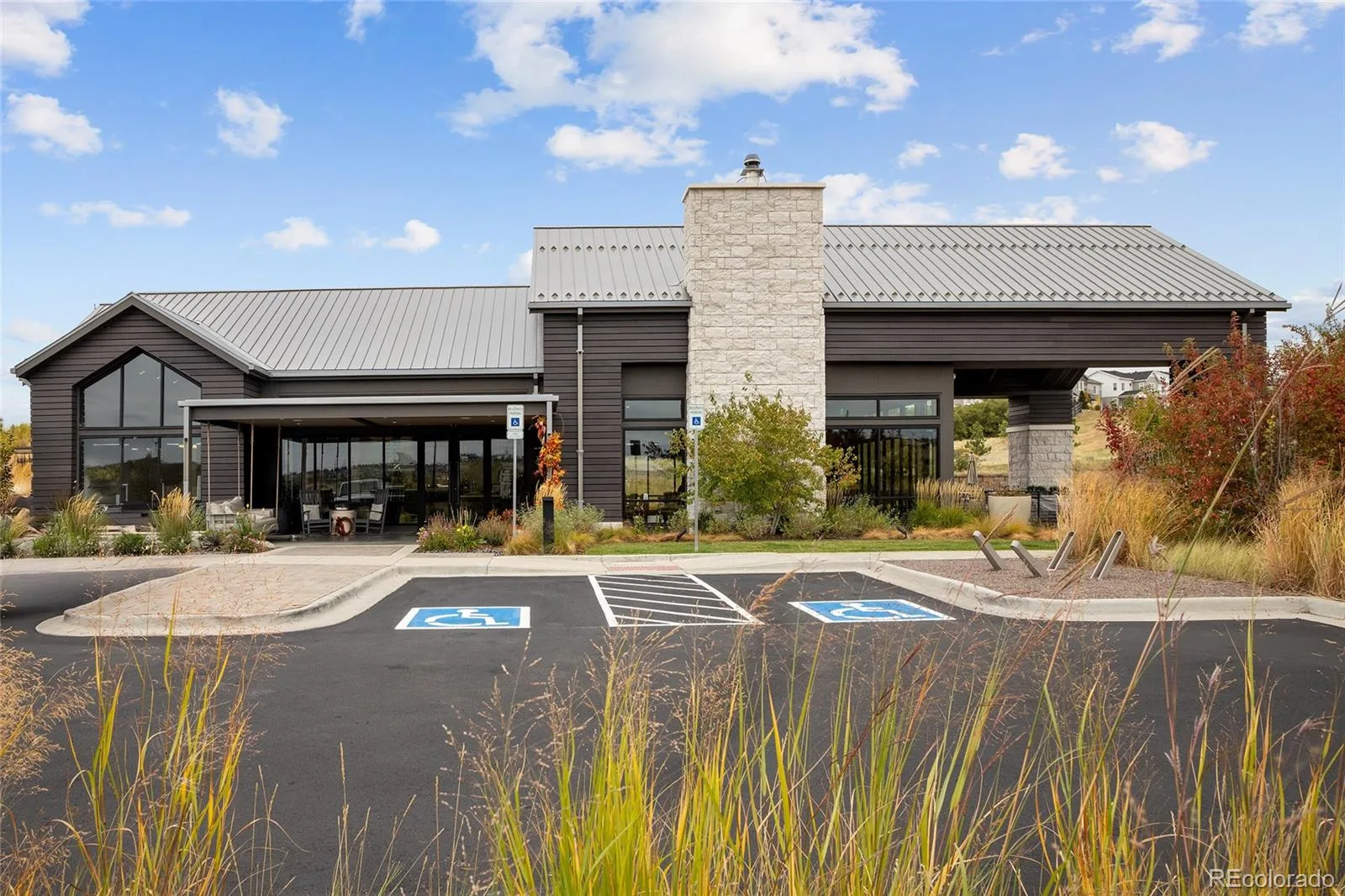 7139 Bellcove Trail Castle Pines CO 80108 | MLS #REC5342284 08052026001652 1600 48