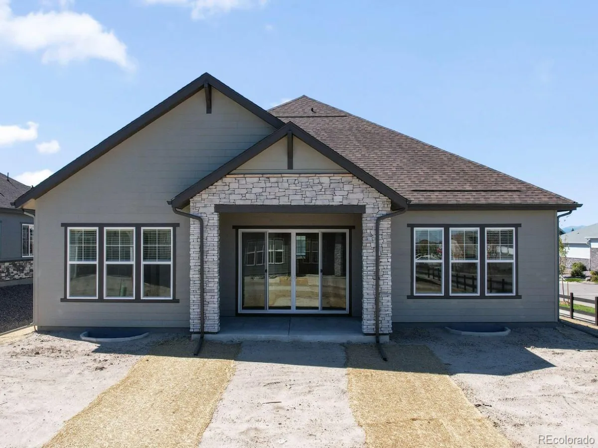 22007 E Rockinghorse Parkway Aurora CO 80016 | MLS #REC5344975 10062026233117 1200 23