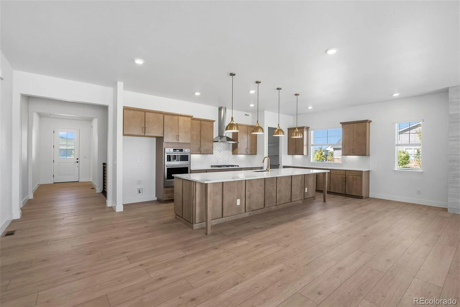 22007 E Rockinghorse Parkway Aurora CO 80016 | MLS #REC5344975 10062026233117 1600 1