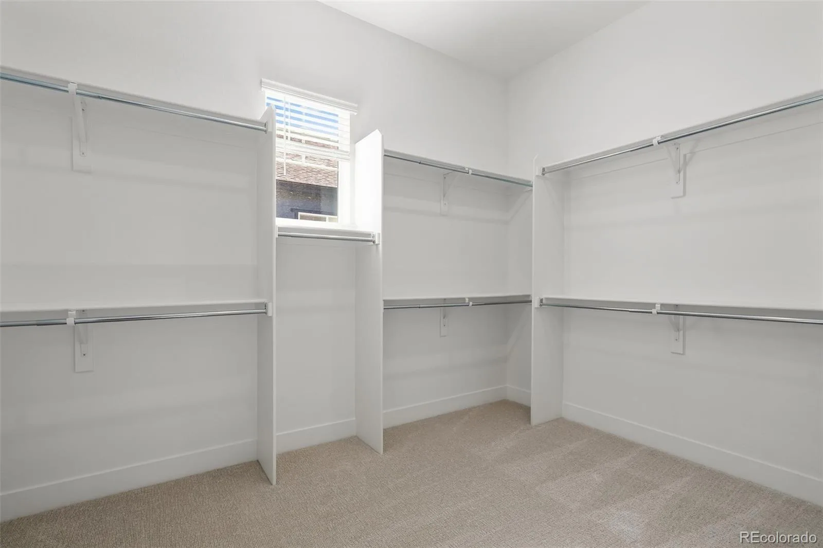 22007 E Rockinghorse Parkway Aurora CO 80016 | MLS #REC5344975 10062026233117 1600 12