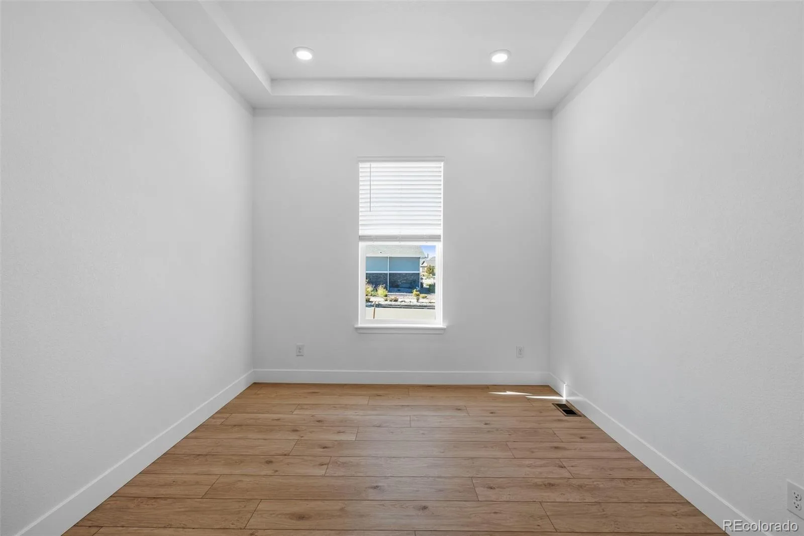22007 E Rockinghorse Parkway Aurora CO 80016 | MLS #REC5344975 10062026233117 1600 13