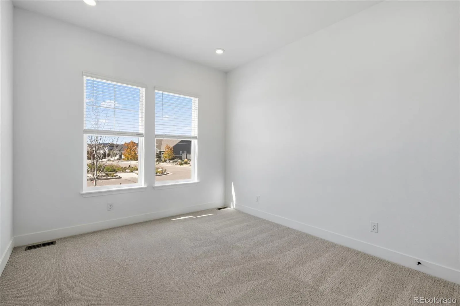 22007 E Rockinghorse Parkway Aurora CO 80016 | MLS #REC5344975 10062026233117 1600 16