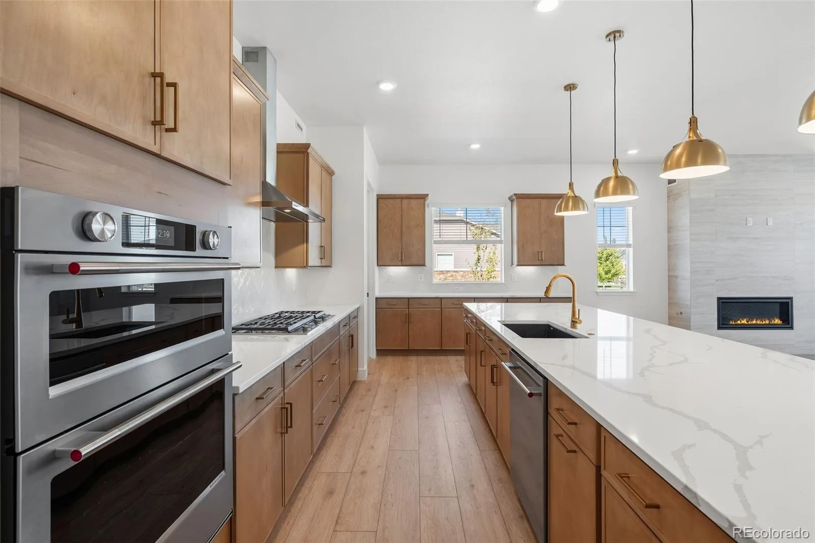 22007 E Rockinghorse Parkway Aurora CO 80016 | MLS #REC5344975 10062026233117 1600 3